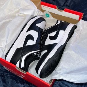 Women’s Panda Dunks